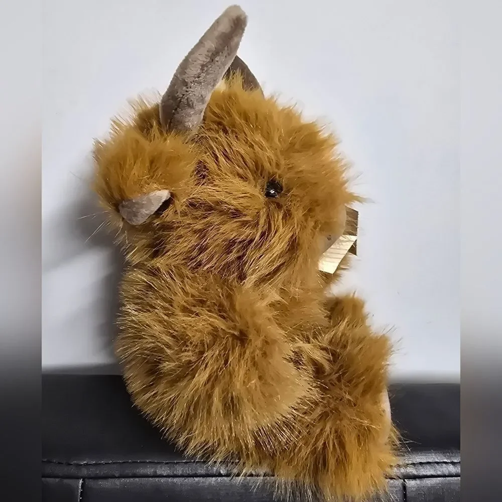 NWT Plush Highland Cow Stuffed Animal – Brown Furry Cuddle Toy